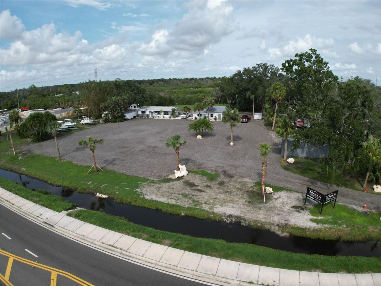 1322 N Pinellas Avenue, Tarpon Springs, FL 34689 Photo
