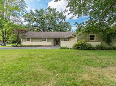 134 Bristol Drive, Centerville, OH 45458