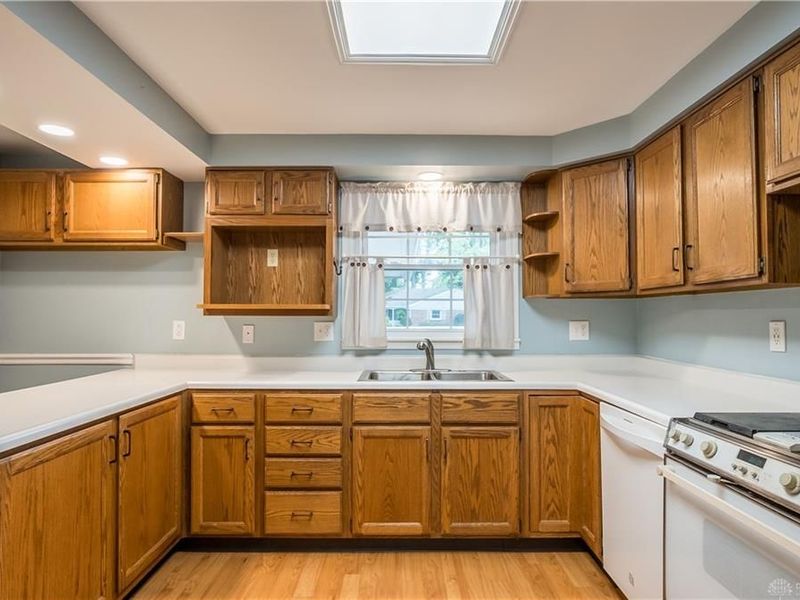 134 Bristol Drive, Centerville, OH 45458 Photo 13