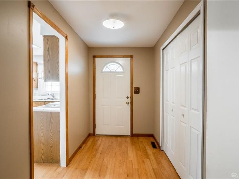 134 Bristol Drive, Centerville, OH 45458 Photo 5