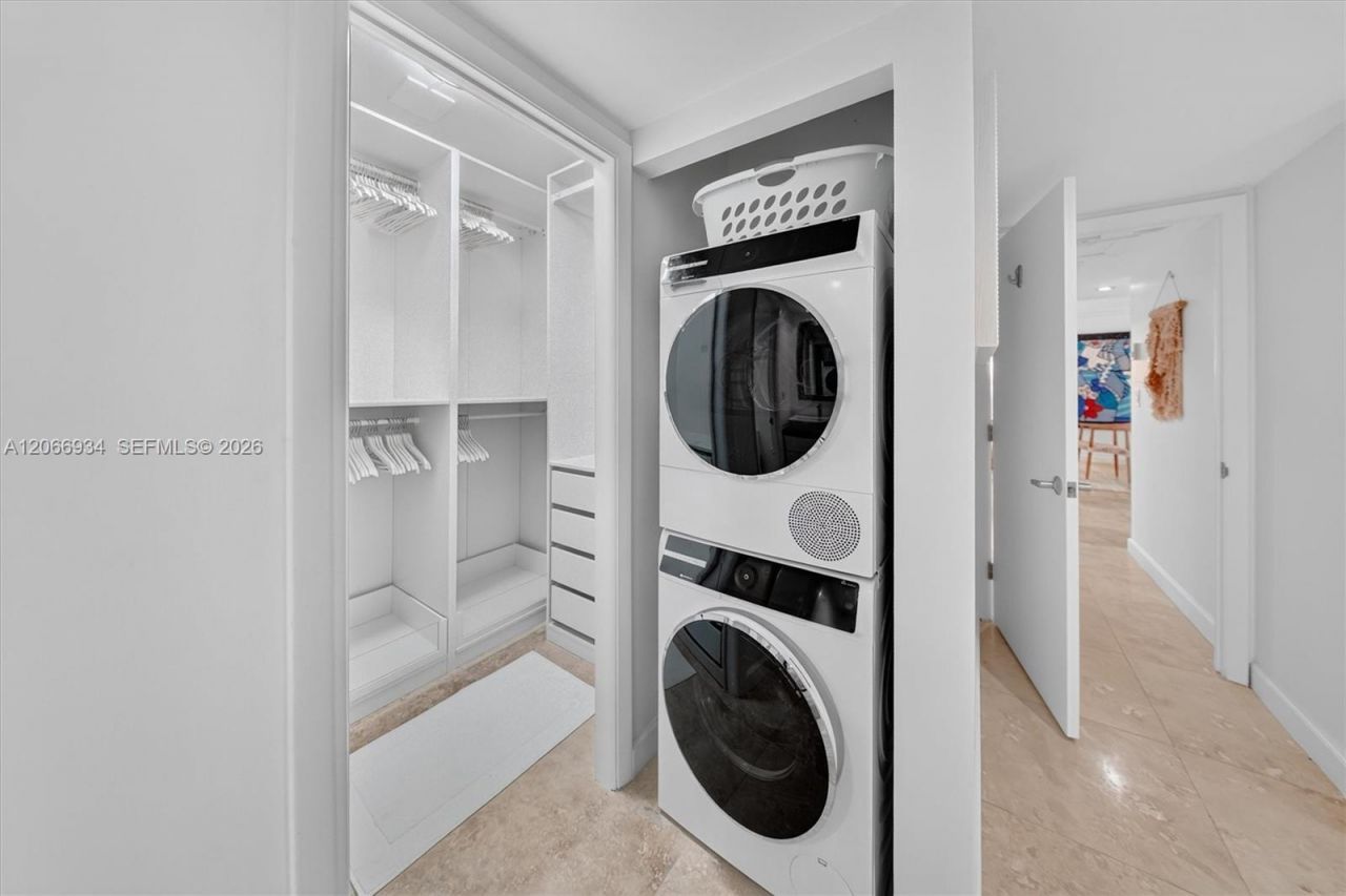 2301 Collins Ave, Unit 908, Miami Beach, FL 33139 Photo