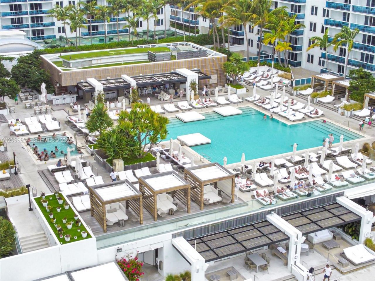 2301 Collins Ave, Unit 908, Miami Beach, FL 33139 Photo