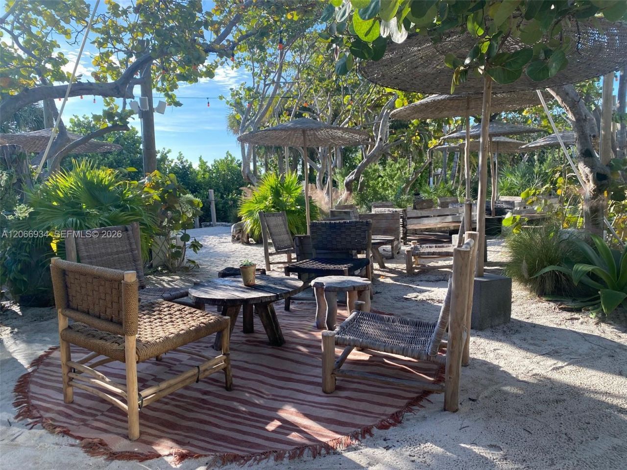 2301 Collins Ave, Unit 908, Miami Beach, FL 33139 Photo