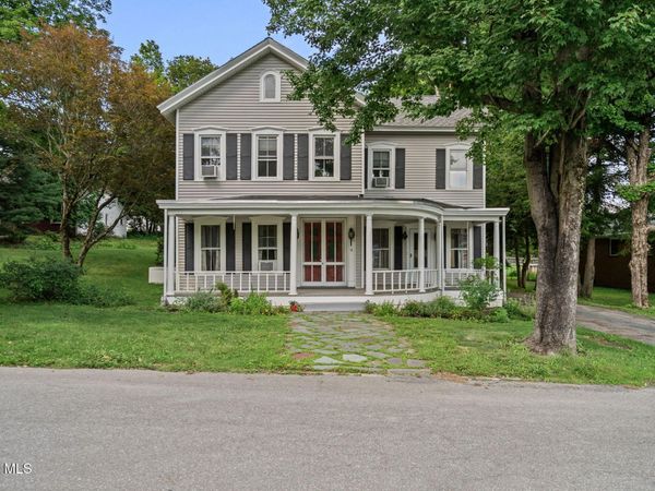 16 Maple Avenue, Troy, NY 12180