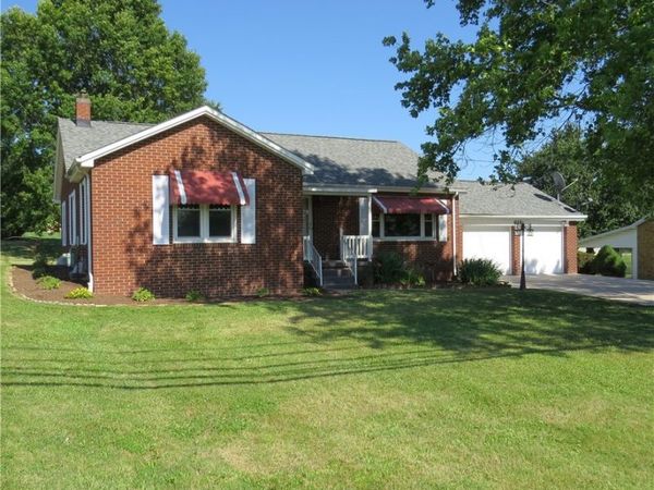 818 Canton Road NW, Carrollton, OH 44615