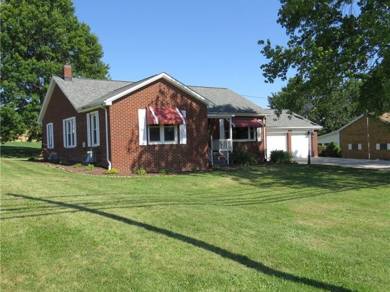 818 Canton Road NW, Carrollton, OH 44615 Photo 2