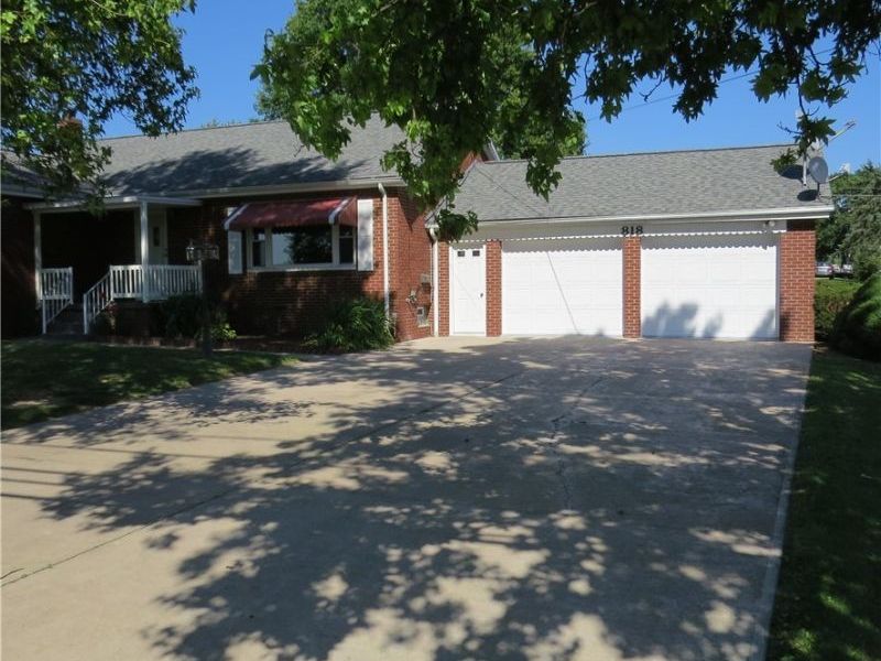 818 Canton Road NW, Carrollton, OH 44615 Photo 3