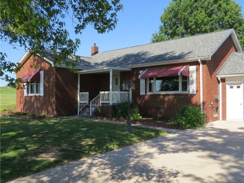 818 Canton Road NW, Carrollton, OH 44615 Photo 4