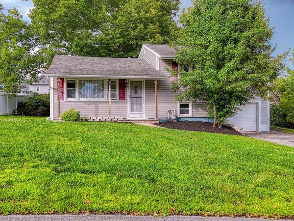 30 Chestnut Avenue , Middletown, NY 10940