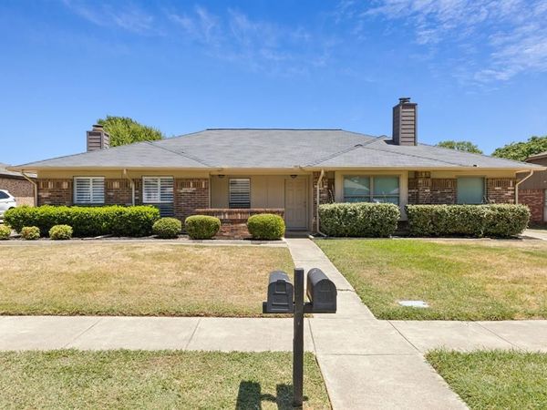3000 Hilltop Drive, Euless, TX 76039