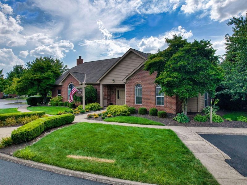487 Saddlery Drive W, Unit 18, Columbus, OH 43230 Photo 51