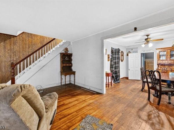 66 Charles St, Metuchen, NJ 08840