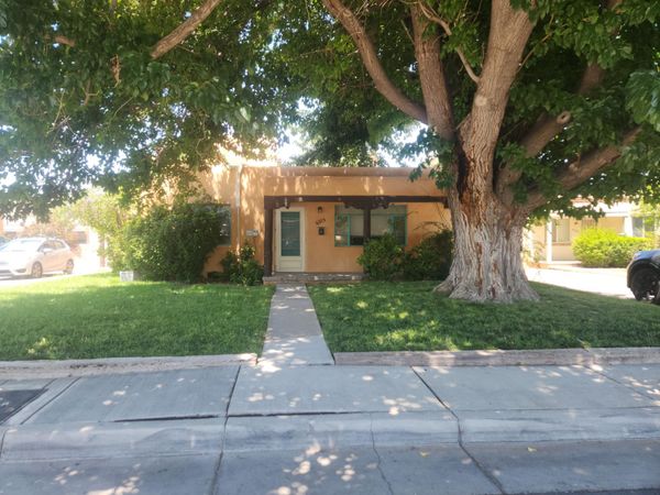 4019 Roma Avenue NE, Albuquerque, NM 87108