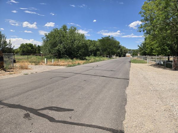 Berry Hill rd. , Los Lunas, NM 87031