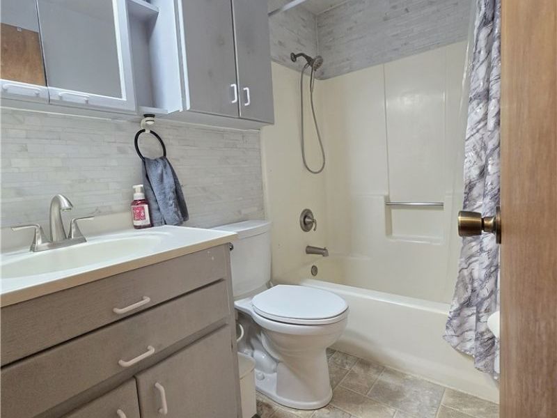 1 Jasmin , Rittman, OH 44270 Photo 17
