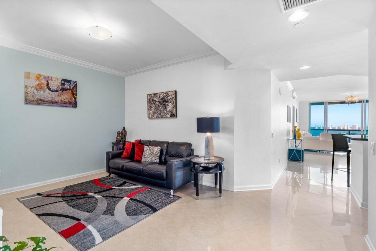 2650 Lake Shore Drive, Unit 1906, Riviera Beach, FL 33404 Photo