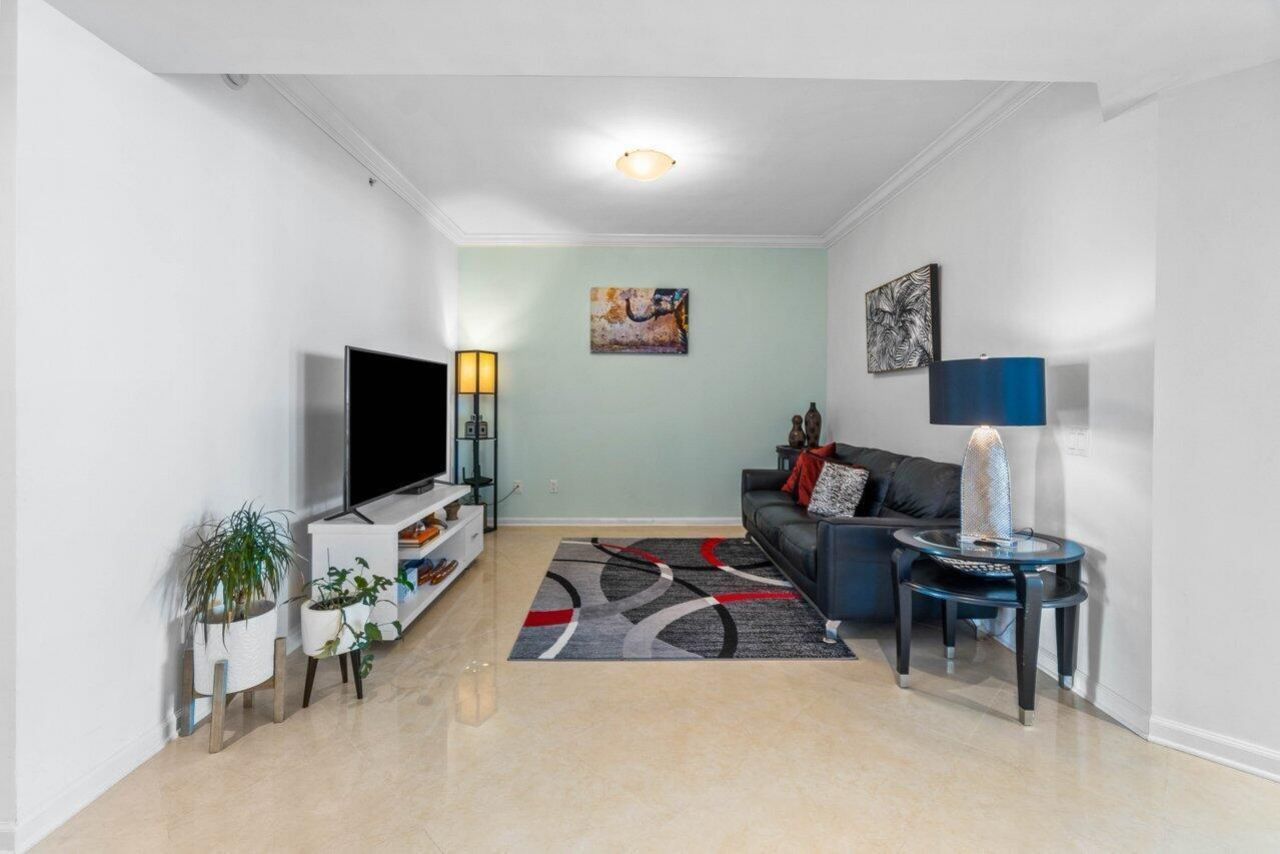2650 Lake Shore Drive, Unit 1906, Riviera Beach, FL 33404 Photo