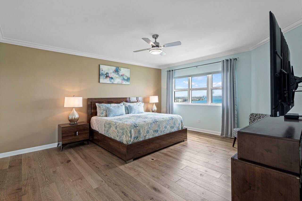 2650 Lake Shore Drive, Unit 1906, Riviera Beach, FL 33404 Photo