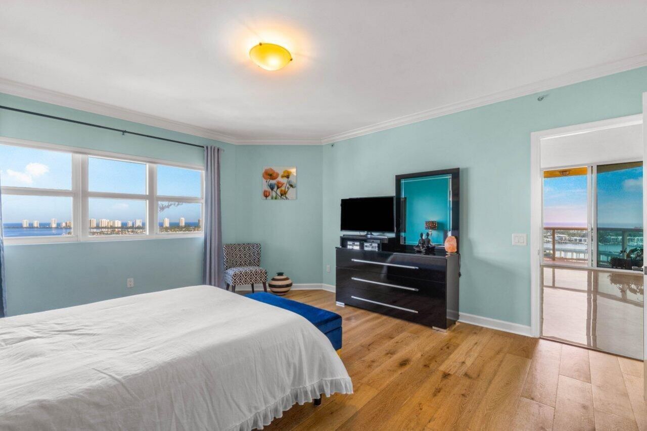 2650 Lake Shore Drive, Unit 1906, Riviera Beach, FL 33404 Photo