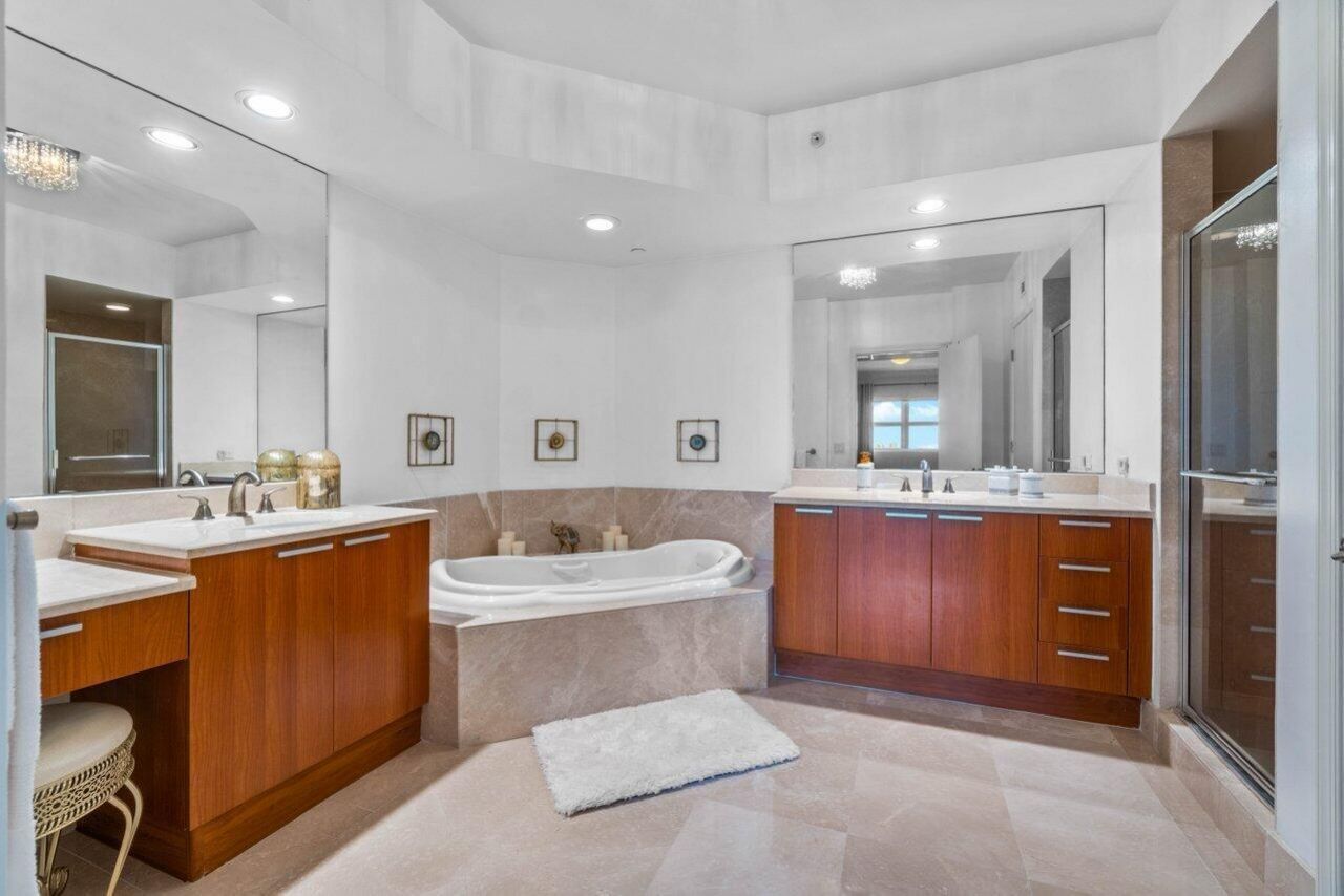 2650 Lake Shore Drive, Unit 1906, Riviera Beach, FL 33404 Photo