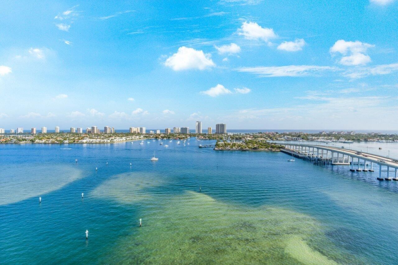 2650 Lake Shore Drive, Unit 1906, Riviera Beach, FL 33404 Photo