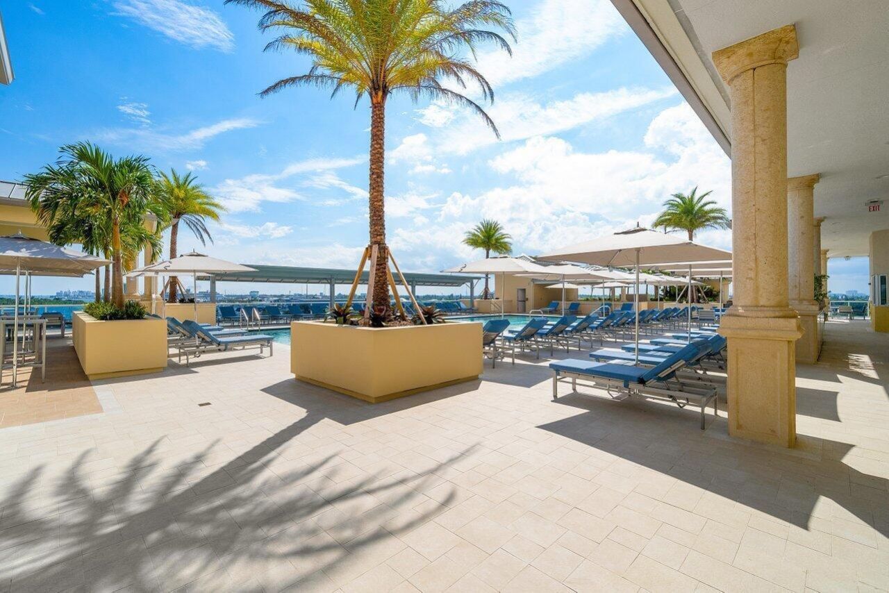 2650 Lake Shore Drive, Unit 1906, Riviera Beach, FL 33404 Photo