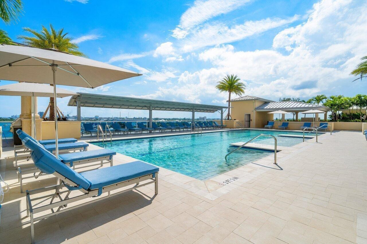 2650 Lake Shore Drive, Unit 1906, Riviera Beach, FL 33404 Photo