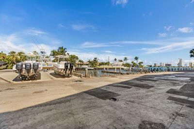 2650 Lake Shore Drive, Unit 1906, Riviera Beach, FL 33404 Photo