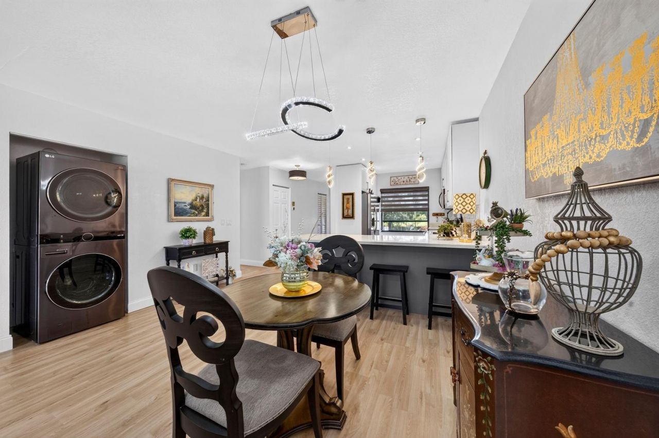 8425 Casa Del Lago, Unit H, Boca Raton, FL 33433 Photo