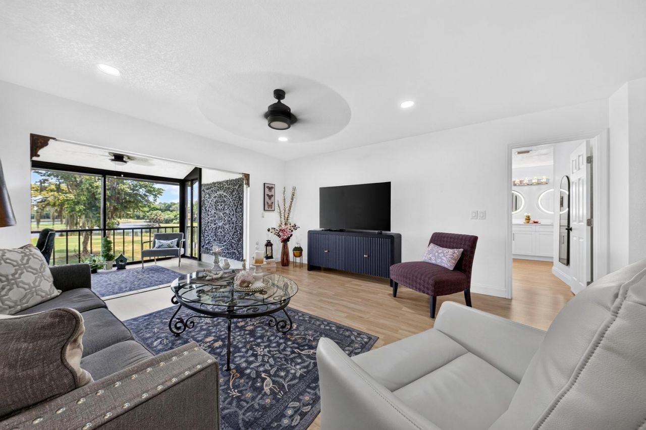 8425 Casa Del Lago, Unit H, Boca Raton, FL 33433 Photo