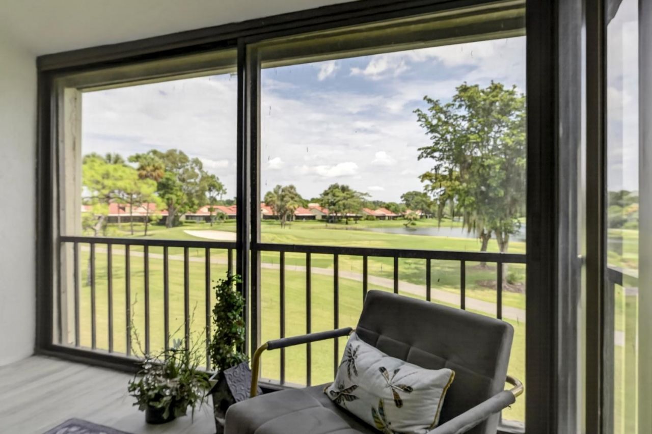 8425 Casa Del Lago, Unit H, Boca Raton, FL 33433 Photo