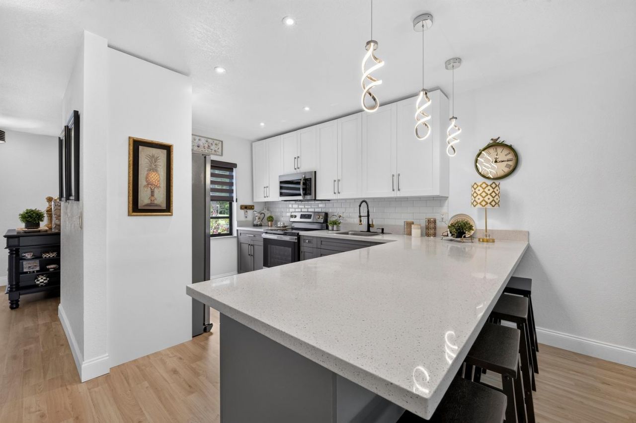 8425 Casa Del Lago, Unit H, Boca Raton, FL 33433 Photo