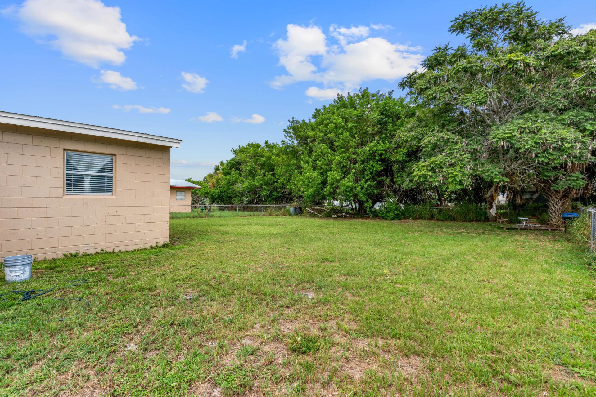 1810 N 16th Court, Fort Pierce, FL 34950 Photo