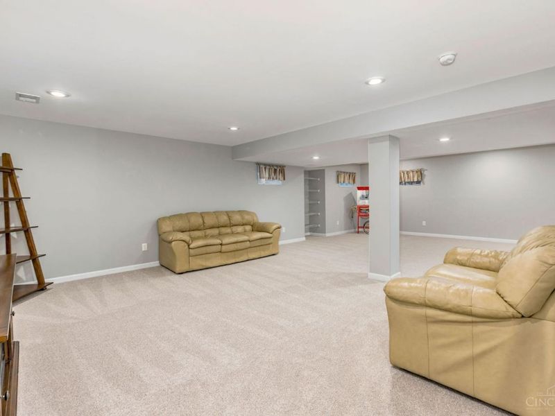 7367 Sussex Drive, West Chester, OH 45069 Photo 25