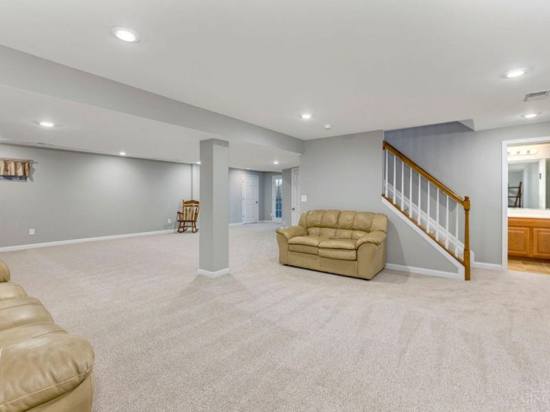 7367 Sussex Drive, West Chester, OH 45069 Photo 27