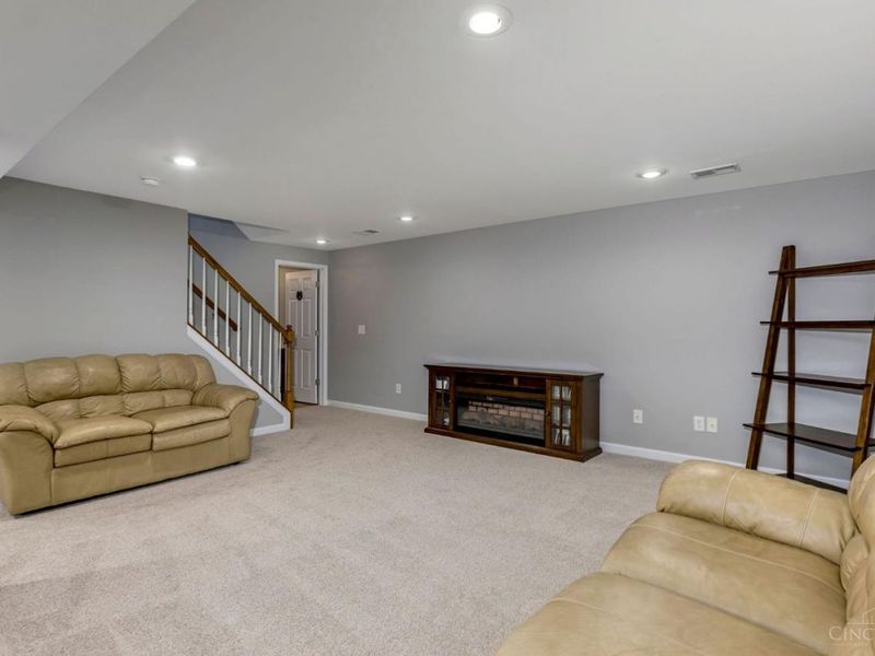 7367 Sussex Drive, West Chester, OH 45069 Photo 28