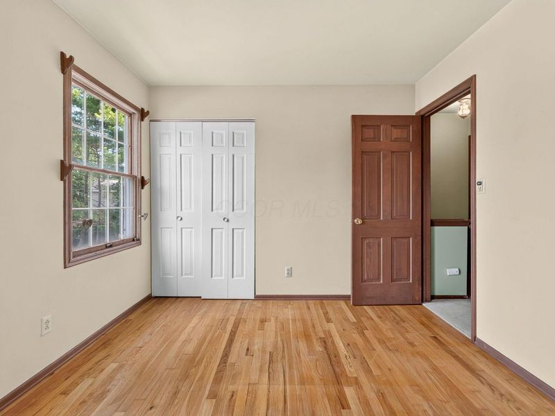 6450 Skywae Drive , Columbus, OH 43229 Photo 14