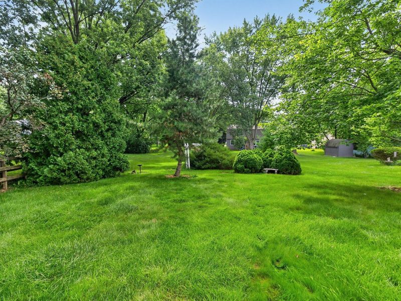 6450 Skywae Drive , Columbus, OH 43229 Photo 27