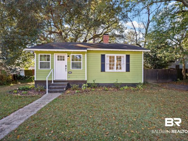 3053 Calais St, Mobile, AL 36606