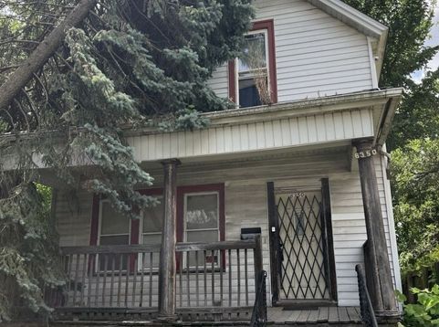 Main Photo
