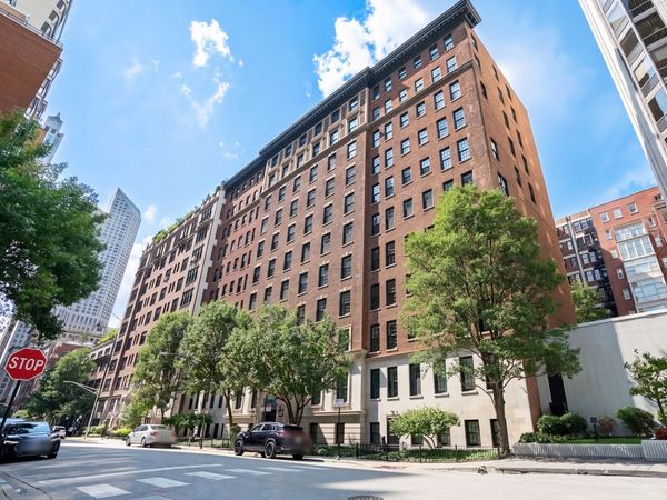 232 E Walton Place , Unit 3E, Chicago, IL 60611