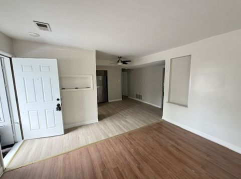 Main Photo
