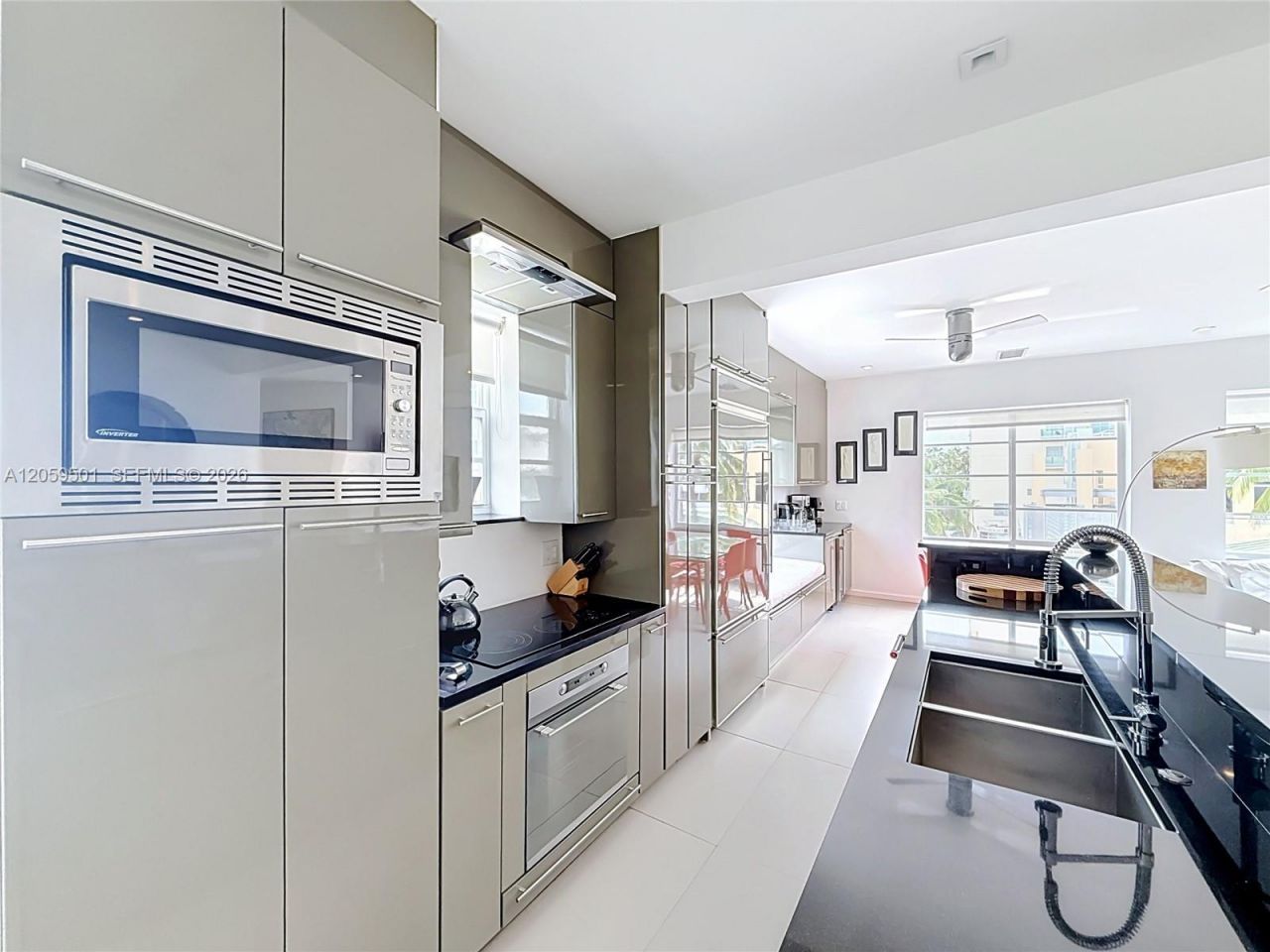 1460 Ocean Dr , Unit 404, Miami Beach, FL 33139 Photo