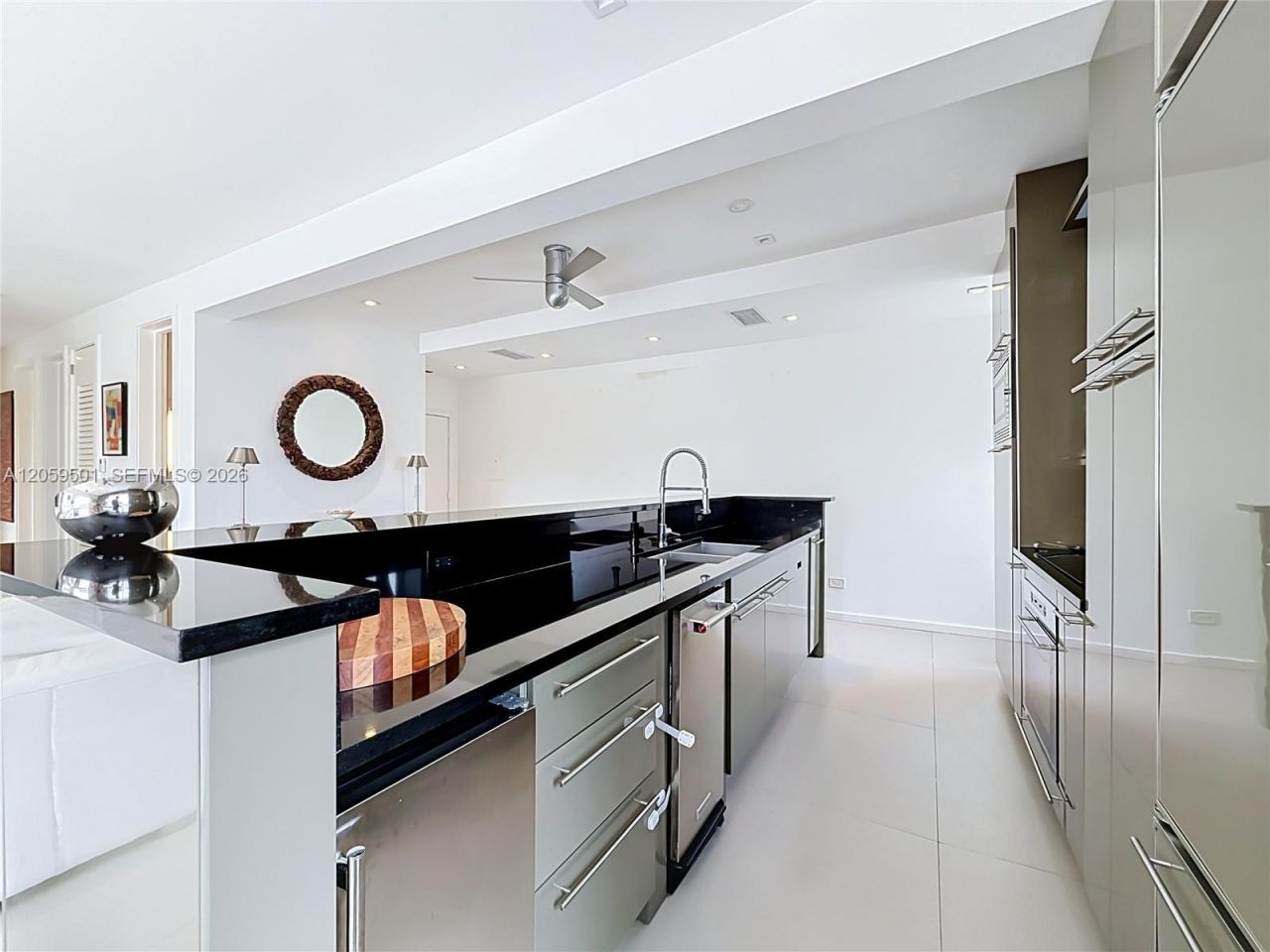 1460 Ocean Dr , Unit 404, Miami Beach, FL 33139 Photo