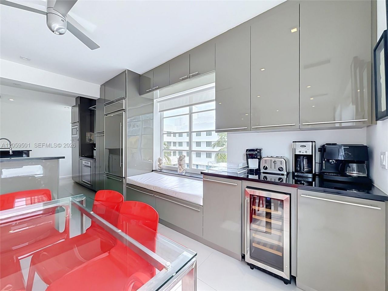 1460 Ocean Dr , Unit 404, Miami Beach, FL 33139 Photo
