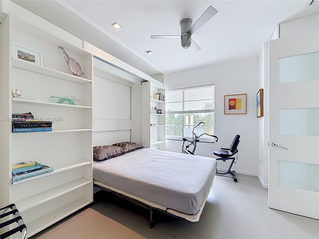 1460 Ocean Dr , Unit 404, Miami Beach, FL 33139 Photo