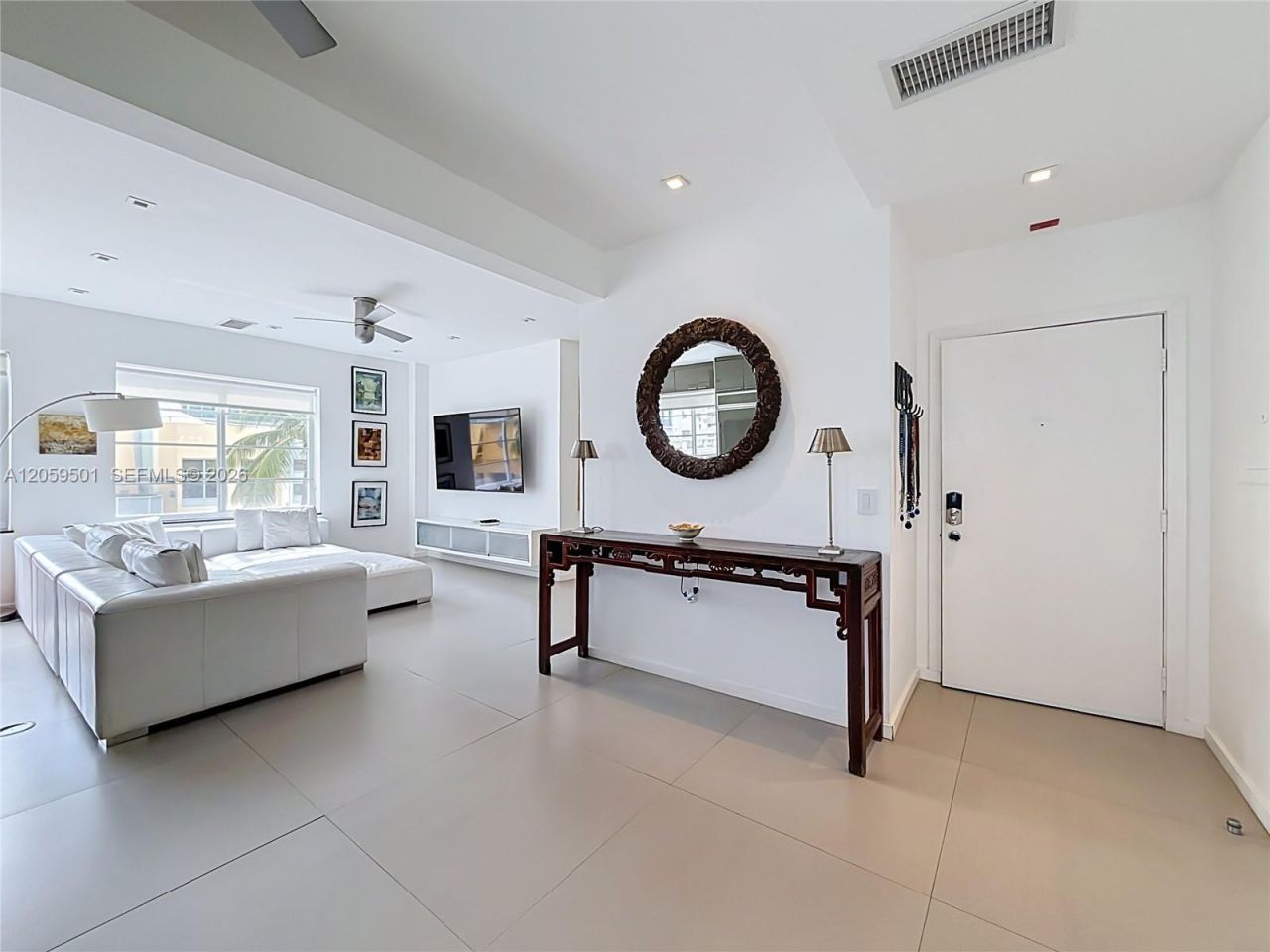 1460 Ocean Dr , Unit 404, Miami Beach, FL 33139 Photo