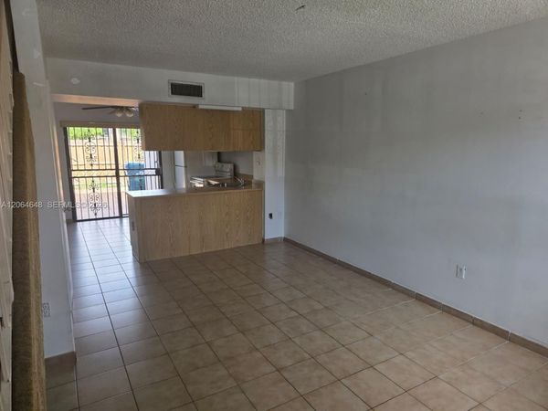 1823 SW 107th Ave, Unit 1602, Miami, FL 33165
