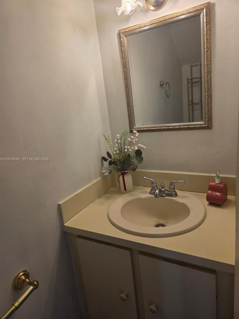 1823 SW 107th Ave, Unit 1602, Miami, FL 33165 Photo