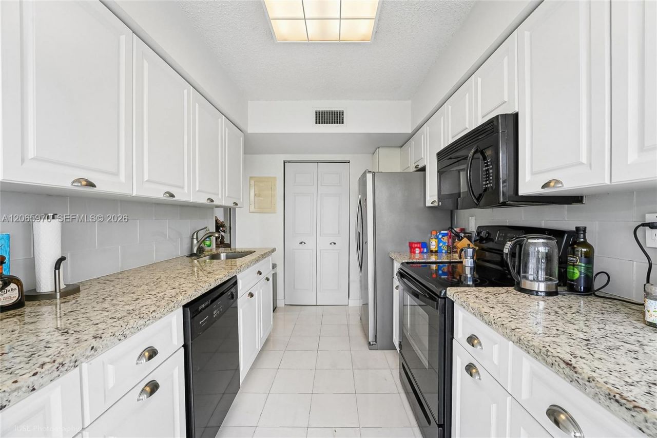 3400 NE 192nd St , Unit 412, Aventura, FL 33180 Photo